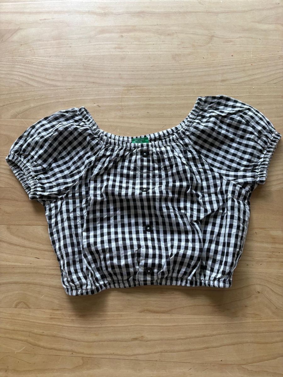 Blusen, T-Shirts & Tops: Set 4 T-Shirt 122-128 – Gebraucht aus Bergdietikon von Marineh2004 6