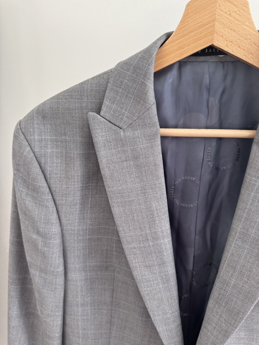 Ted Baker Giacche: Ted Baker wool grey blazer – Nuovo e nell'imballaggio originale da Zürich venduto da di_archive 1