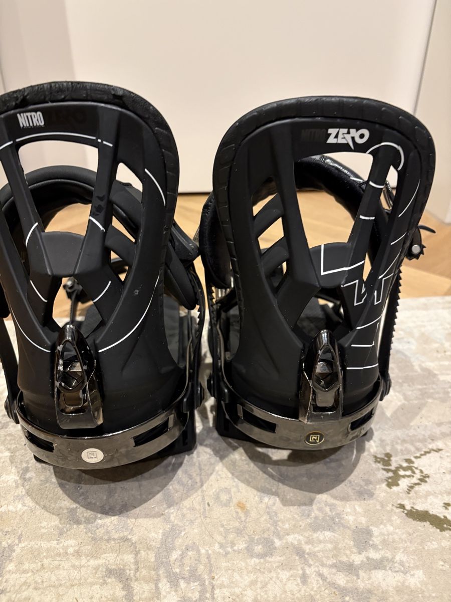 Macchine rilegatrici: Nitro Zero Snowboard Bindungen schwarz gebraucht – Usato da Luzern venduto da jacky_brown123 4