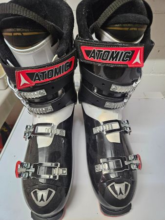 Skischuh Atomic Gr.48