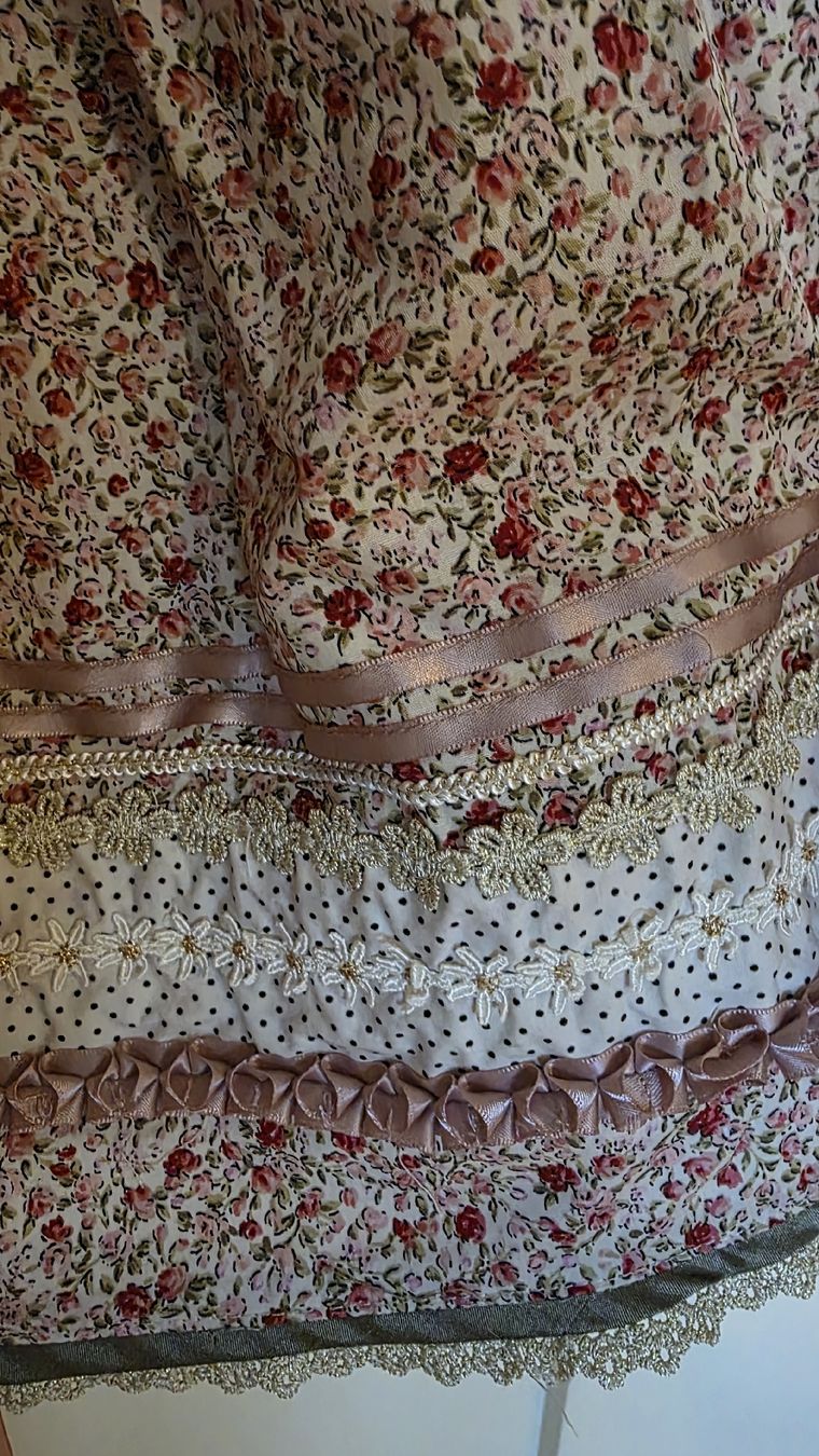 Krüger : Krüger Dirndl – Gebraucht aus Muttenz von Cjandores 1