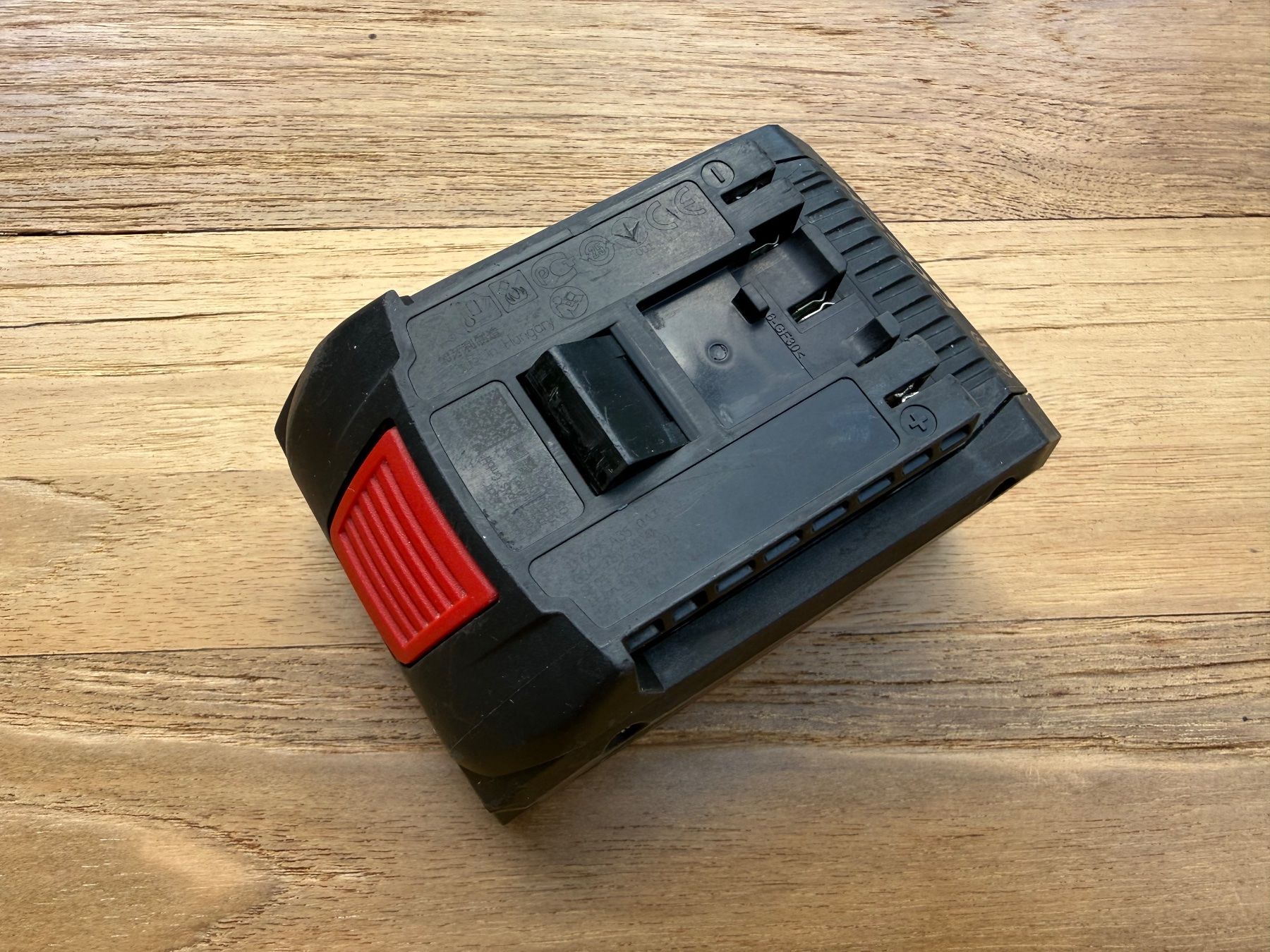 Bosch Akkus & Batterien: **\ BOSCH ProCORE 18V 8.0 Ah Professional original Akku /** – Gebraucht aus Worb von rushfunk 4