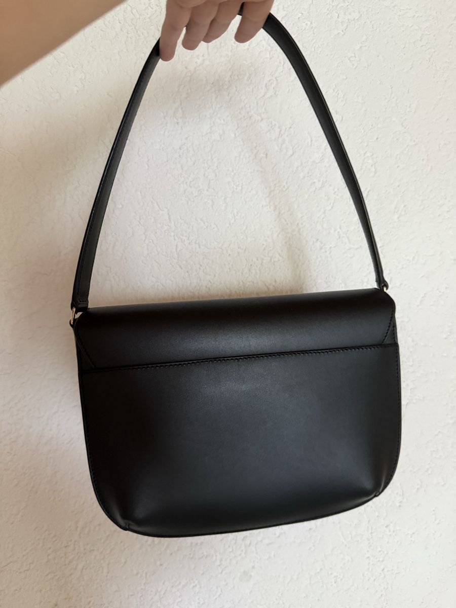 Apc Borse da donna: APC Paris Sarah Shoulder Bag – Nuovo (secondo la descrizione) da Berikon venduto da chuchu 1