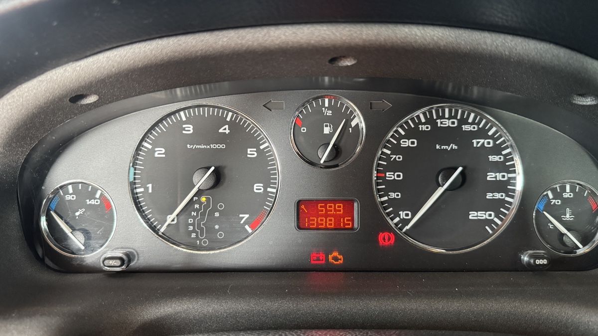 Peugeot Autos: Peugeot 406 Coupe V6 – Gebraucht aus Lüterkofen von dinu1983 4