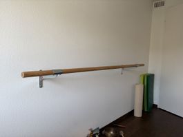 Barre  Holz zur Wandmontage guter Zustand gebraucht