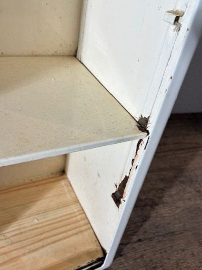 Armadietti a specchio: VINTAGE "MEWA"-Hängeschrankt – Usato da Zürich venduto da Baumgarten05 7