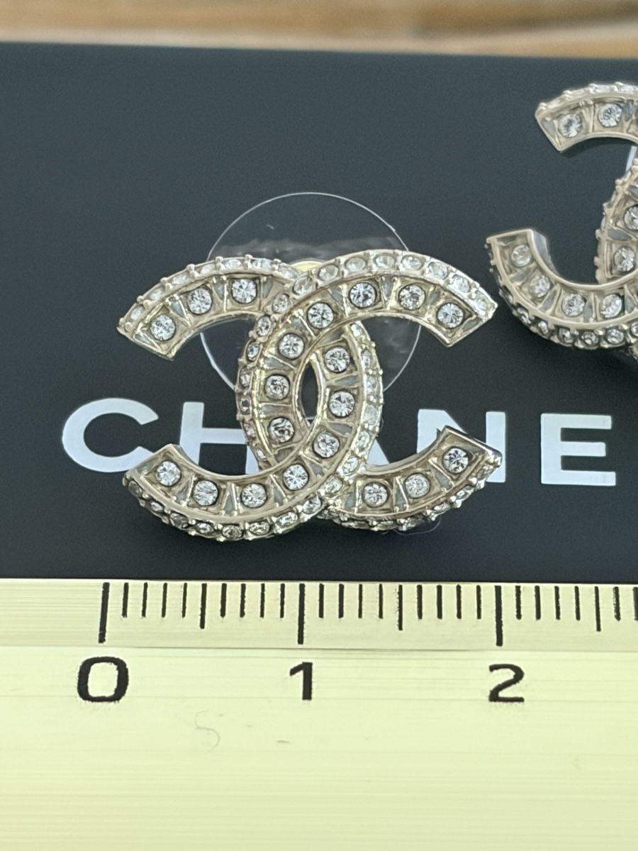 Chanel Orecchini pendenti & Orecchini a lobo: Chanel Crystal CC NEU – Nuovo e nell'imballaggio originale da Riehen venduto da VB_CH85 2