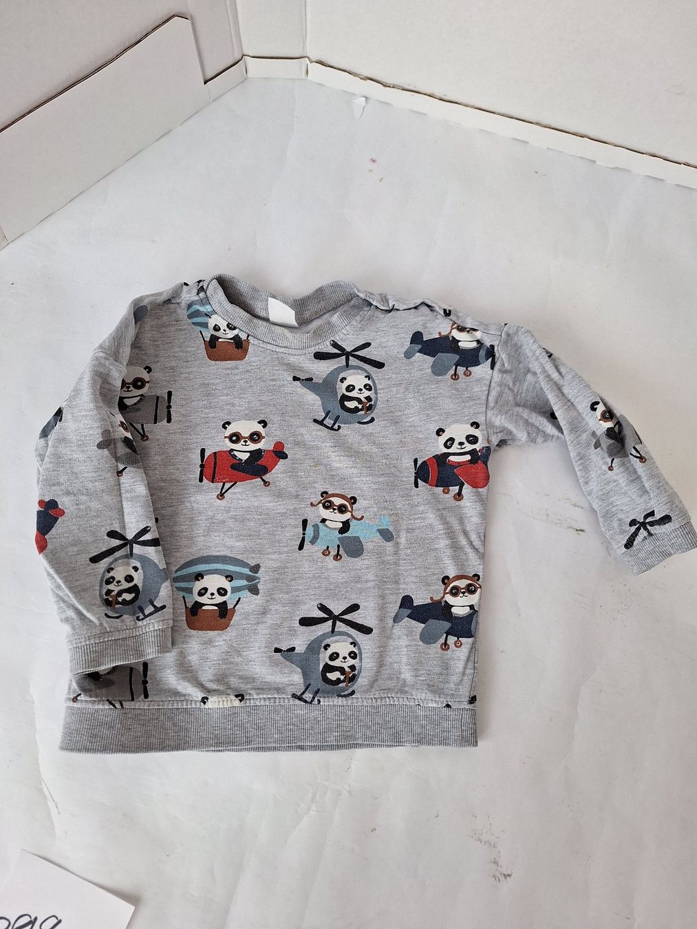 Lotti & Set di vestiti: Kleidrepaket 86/92 Pullover Sweetshirt Jäckli – Usato da Chur venduto da copino 5