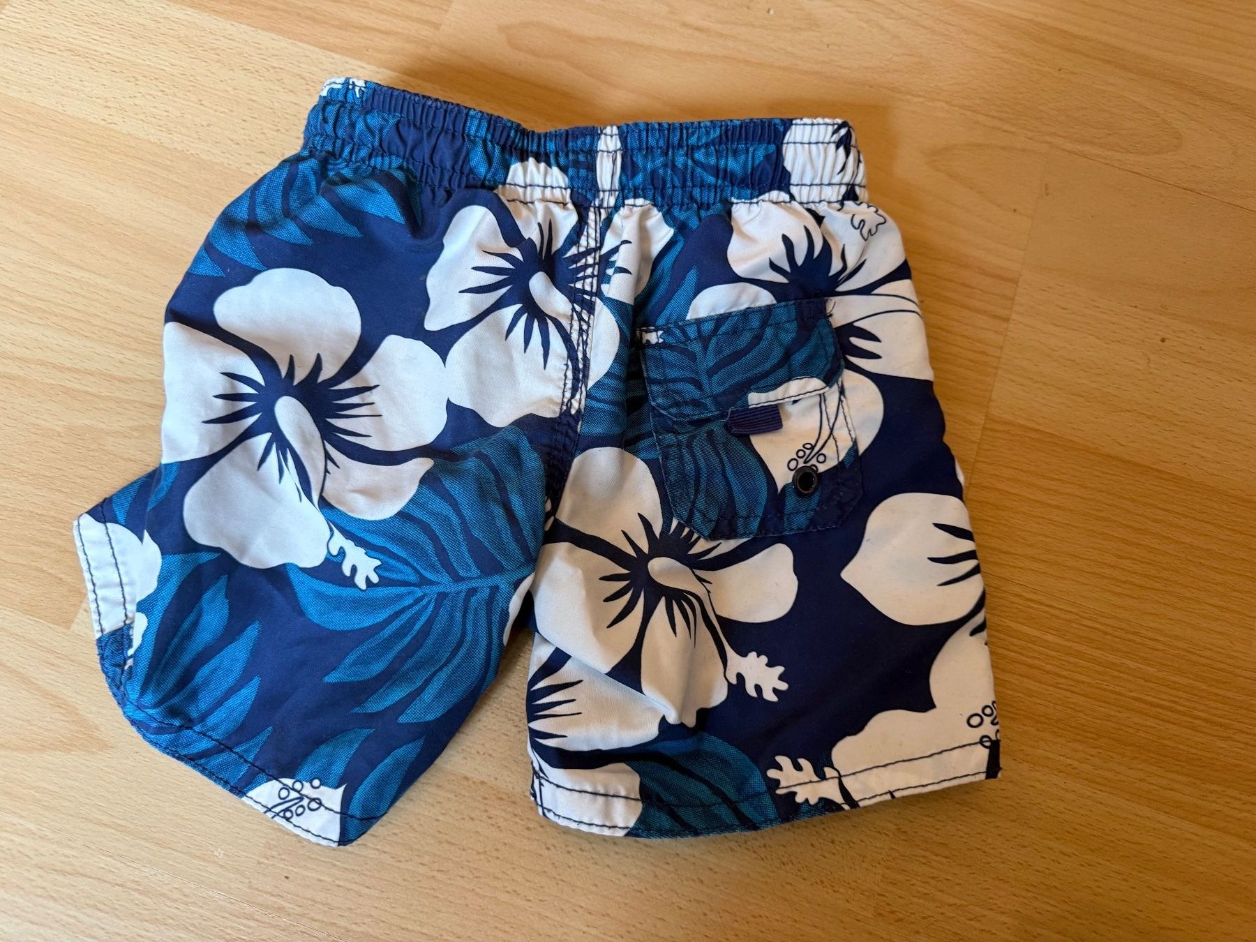 H&M Costumi da bagno: Badehose Gr. 92 – Usato da Edlibach venduto da Kiwi610 1
