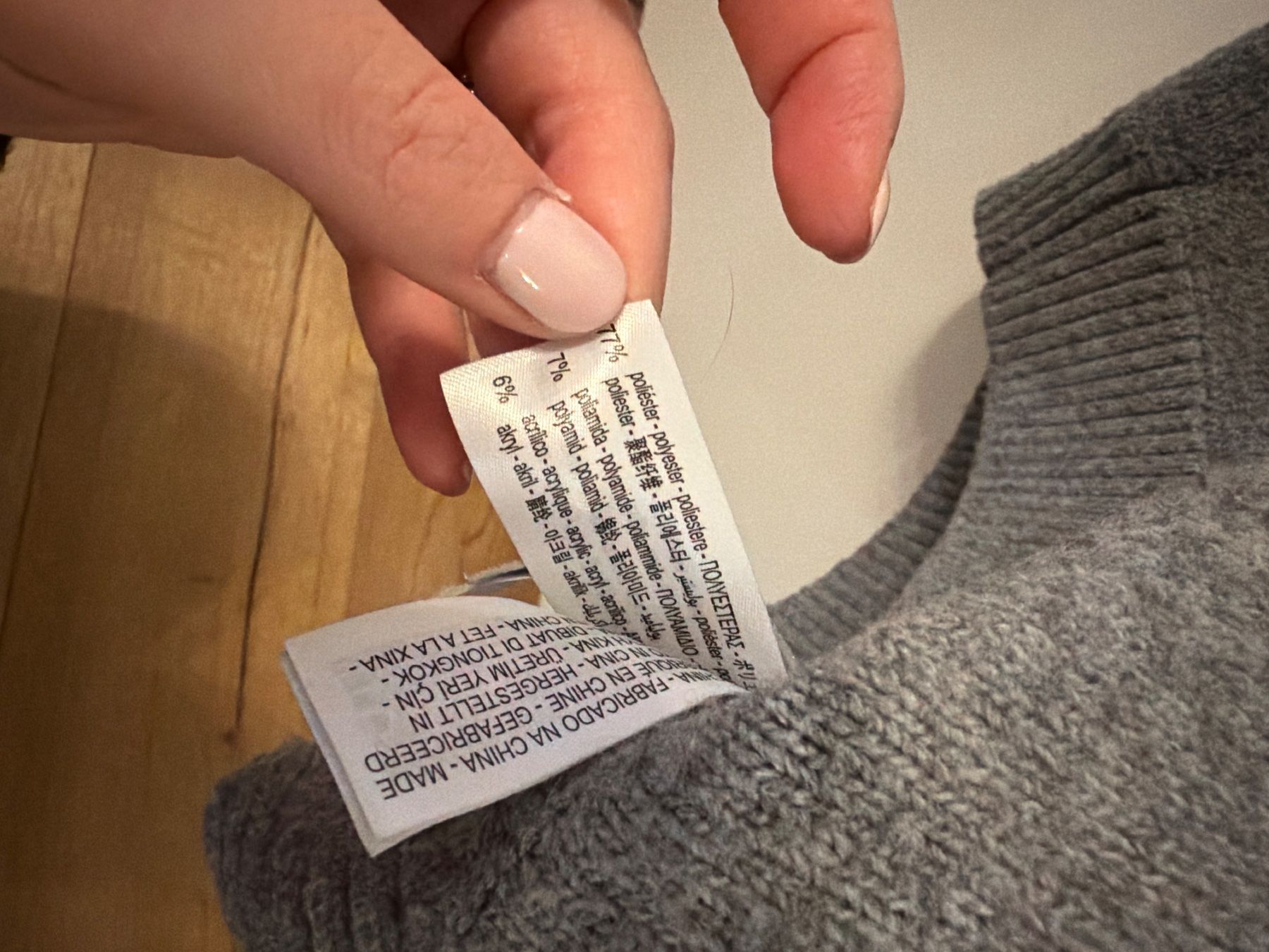 Zara T-shirt: ZARA Strick-Shirt (Grösse M) – Nuovo (secondo la descrizione) da Olten venduto da Alina_9jxy 4
