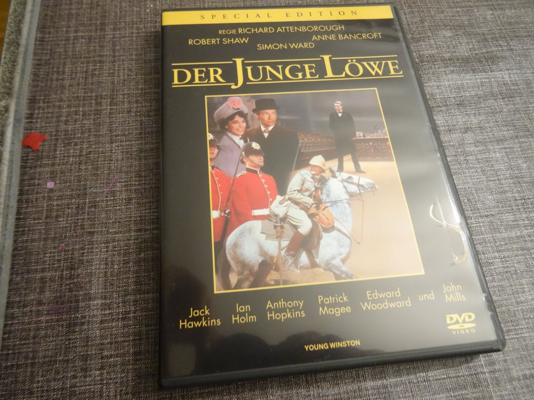 Tous les DVDs: DVD Der Junge Löwe Young Winston – D'occasion à Olten par Disc-Verkauf