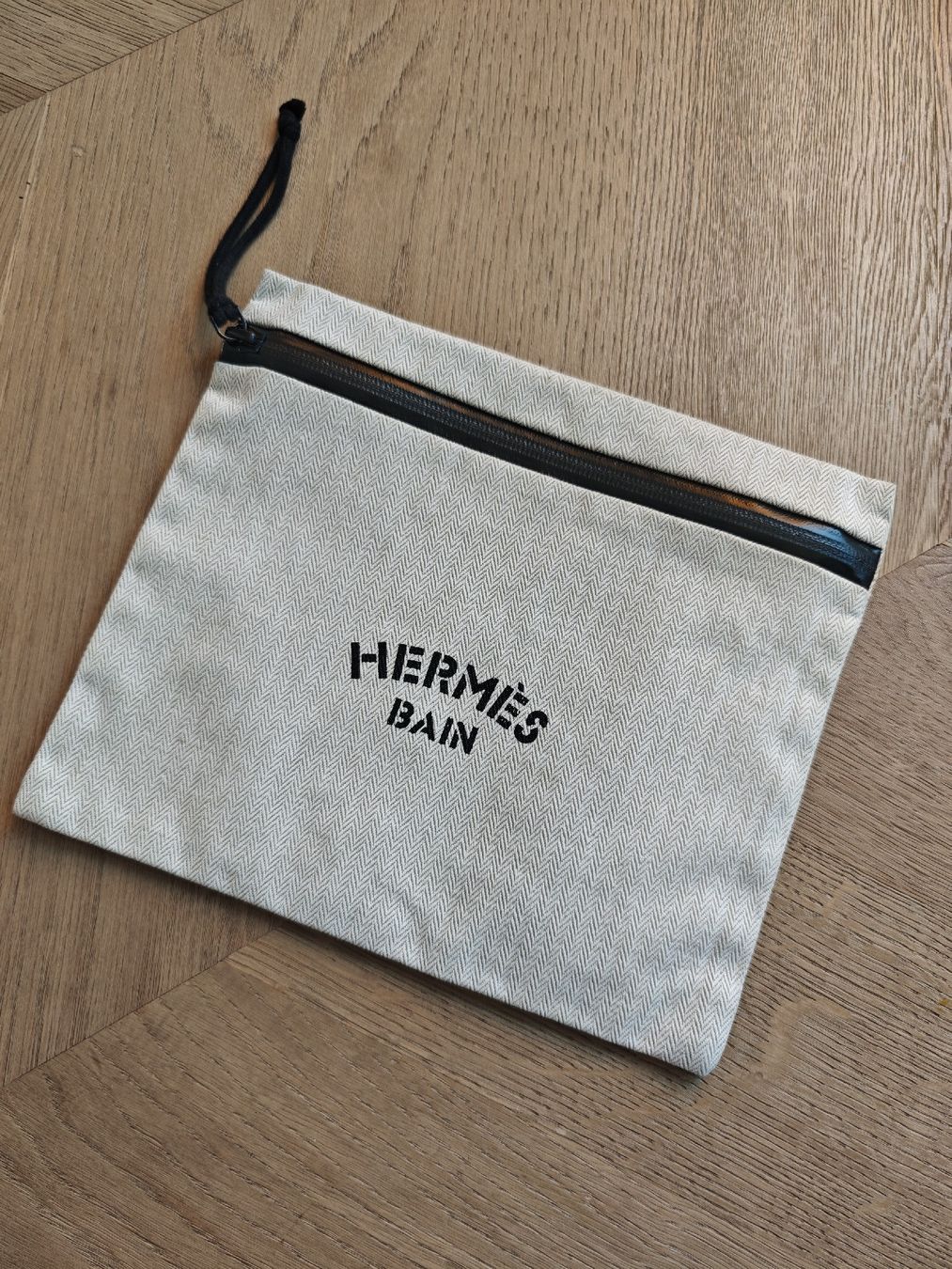 Hermès Borse: HERMÈS Kulturbeutel Necesssair – Usato da Erlenbach ZH venduto da nlh