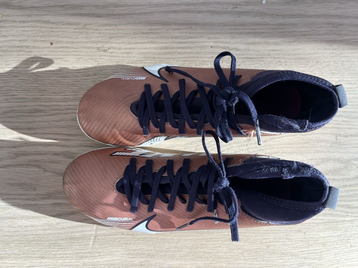 Nike Scarpe per ragazzi: Fussballschuhe Kind Nike – Usato da Wetzikon ZH venduto da joc_p8jn 3