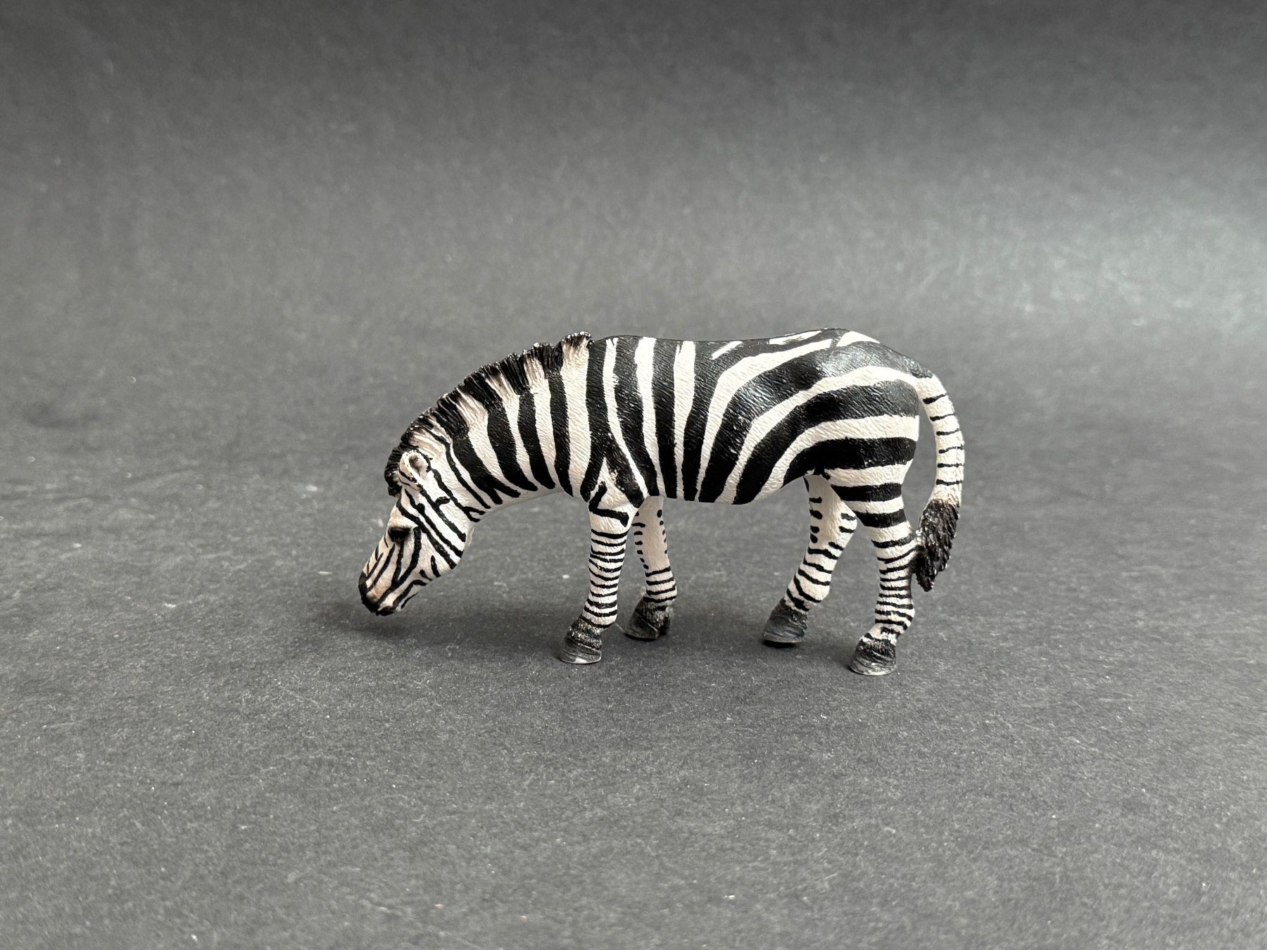 Schleich Statuette: Schleich 14609 Zebra, grasend – Usato da Ennetbaden venduto da mapa05