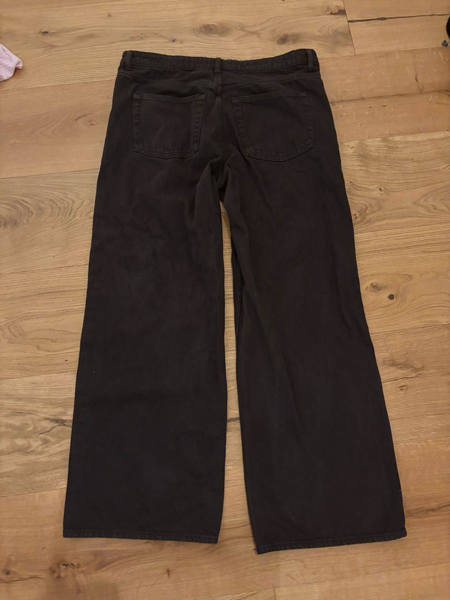 H&M Jeans: Braune Wide-Leg-Hose – Usato da Seftigen venduto da noe_5vrp 1