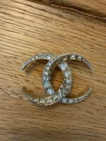 Chanel Brosche