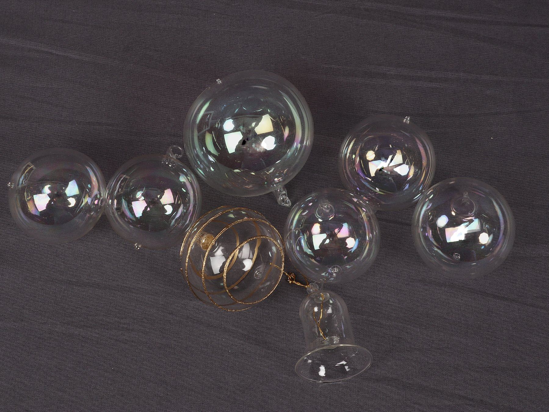 Tutte le decorazioni: CHRISTBAUMKUGELN 8-teilig diverse Kugeln – Usato da Steinen venduto da Restwert_Steinen 2