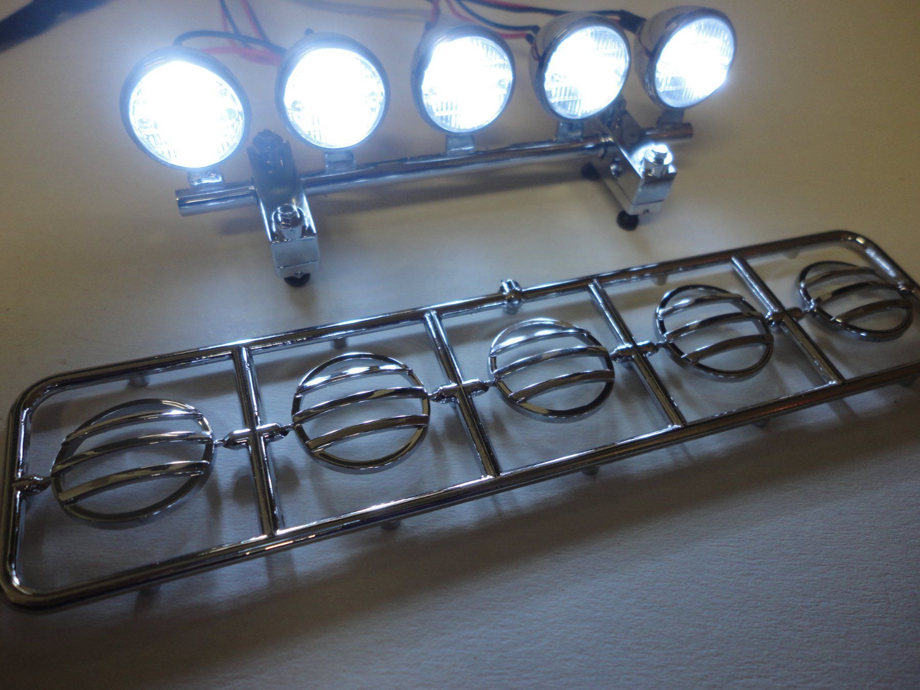 RC Modellbau: LED Scheinwerfer Bausatz (chrom) – Neu und originalverpackt aus Horgen von RcModell 1