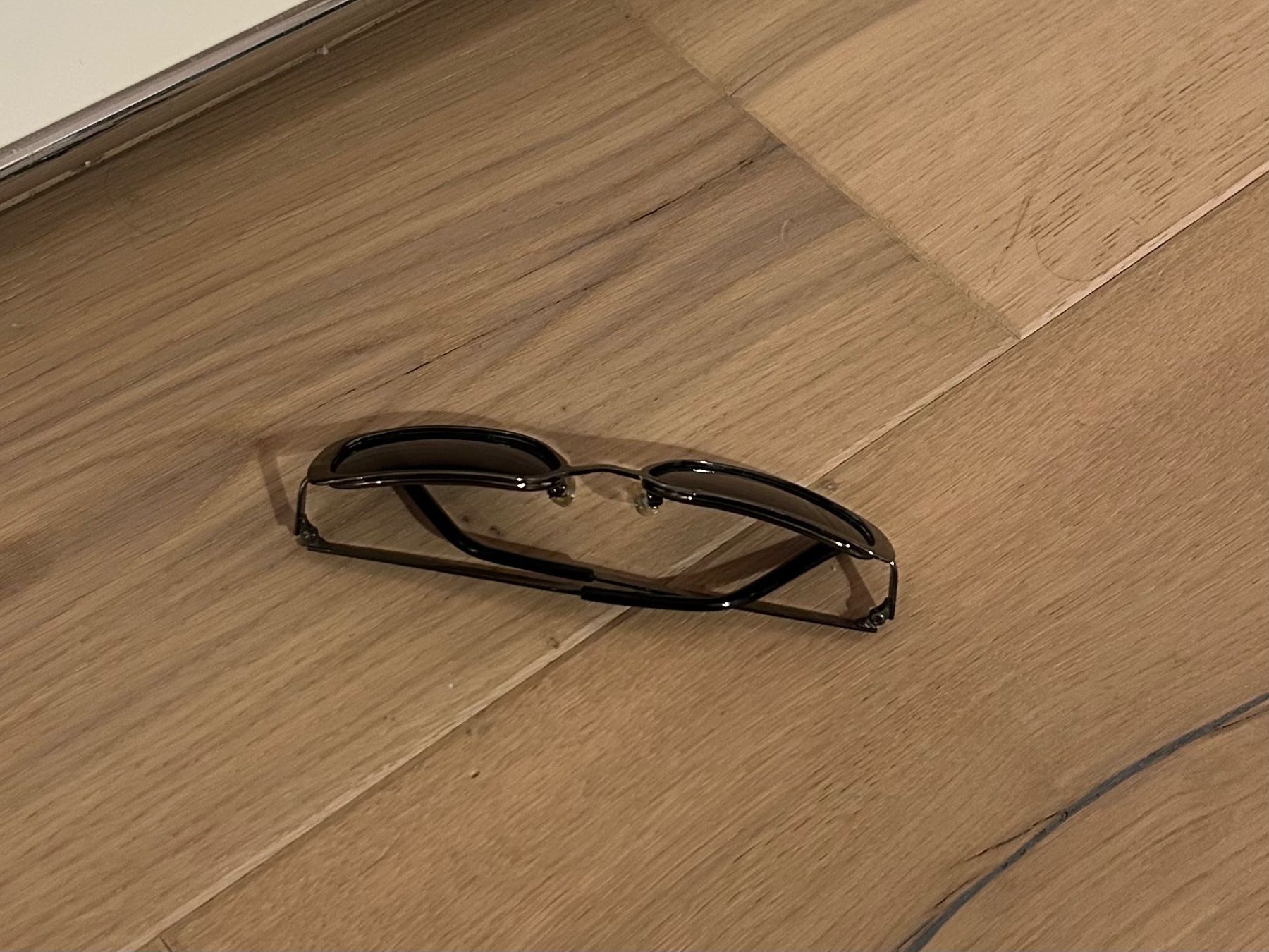Occhiali & Lenti: Rechteckige Sonnenbrille – Usato da Richterswil venduto da sop_zwd9 2