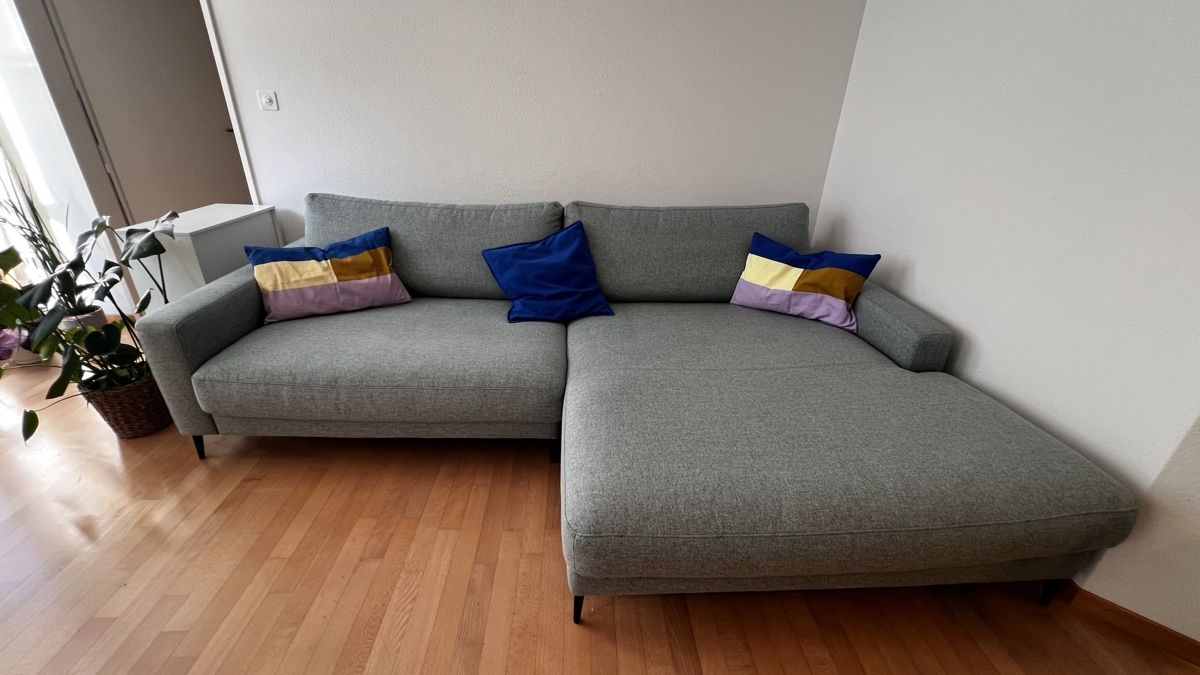 Sofas: Grosses, modernes L-förmiges Sofa, 2-teilig – Neu (gemäss Beschreibung) aus Zürich von ari_vl7g