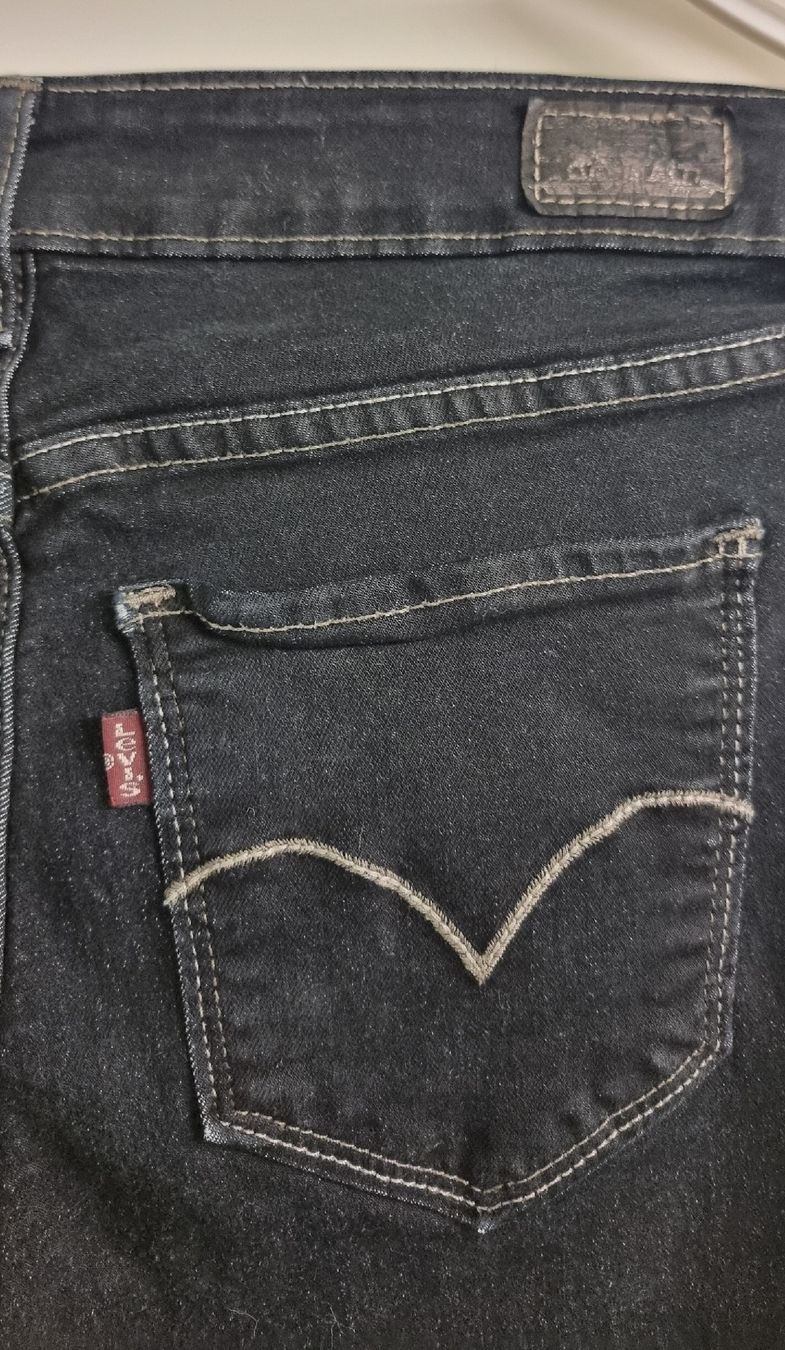 Levi's Jeans: Originale Levi's Jeans Damen – Usato da Ettingen venduto da ssc_dsr2 2