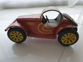 Vintage Blechauto aus Madagaskar