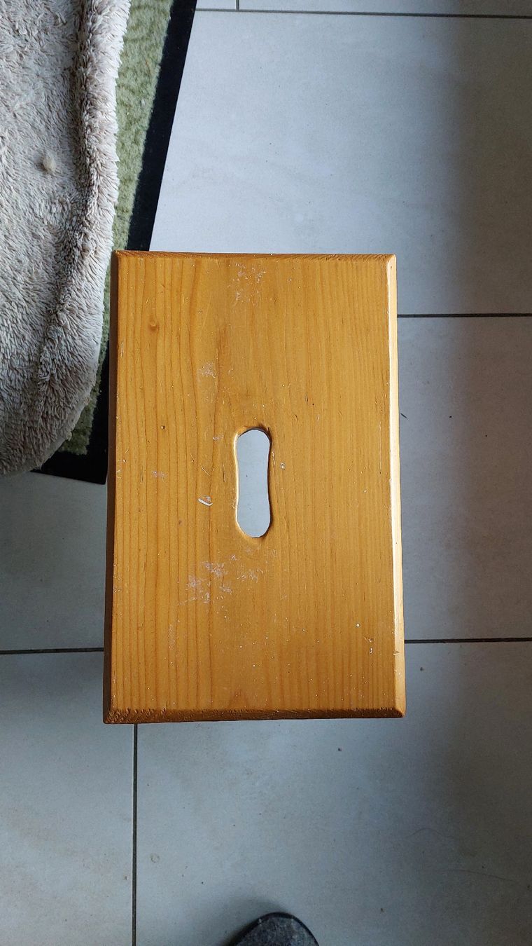 Sgabelli: Holzschemel – Usato da Ebnat-Kappel venduto da sentira 1