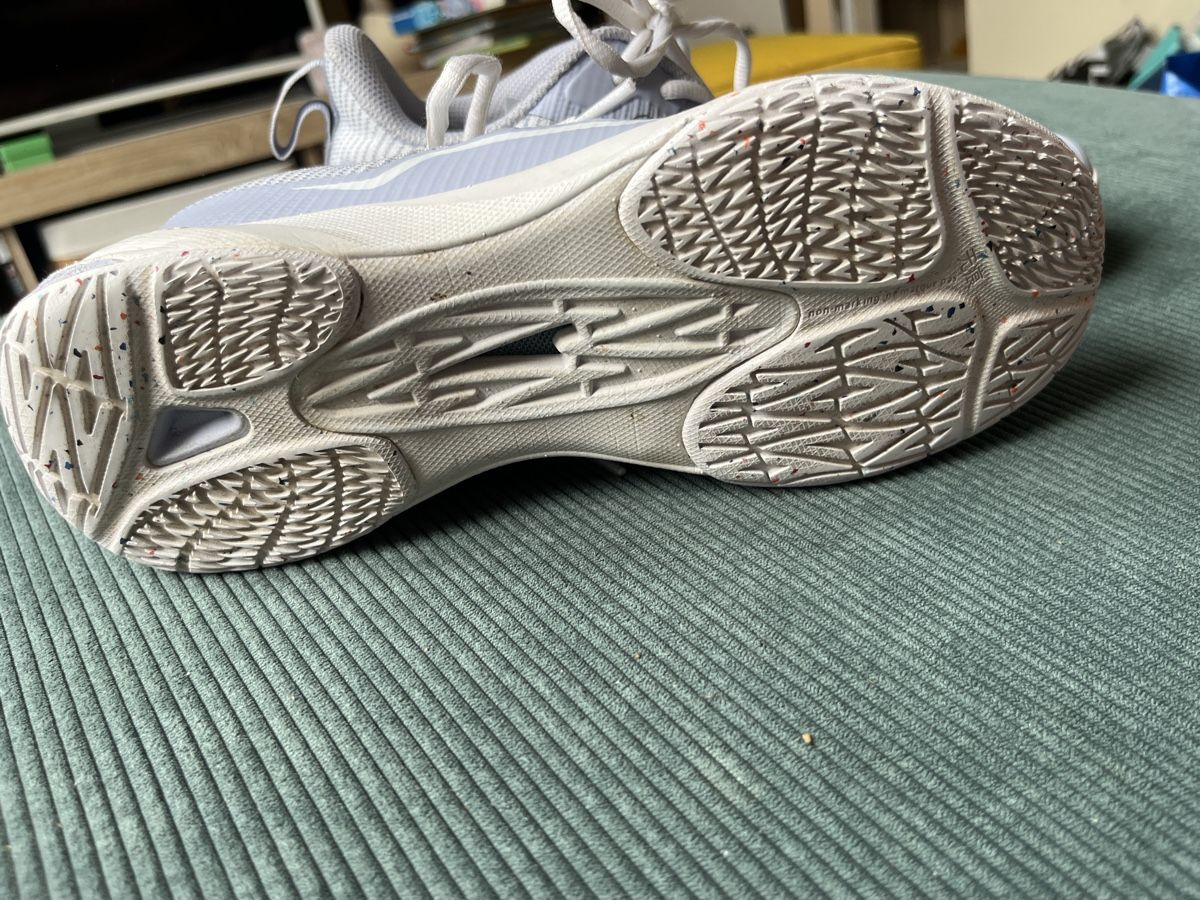 Chaussures femmes: Damen Hallenschuh Grösse 40 – D'occasion à Bremgarten AG par hoko16 1