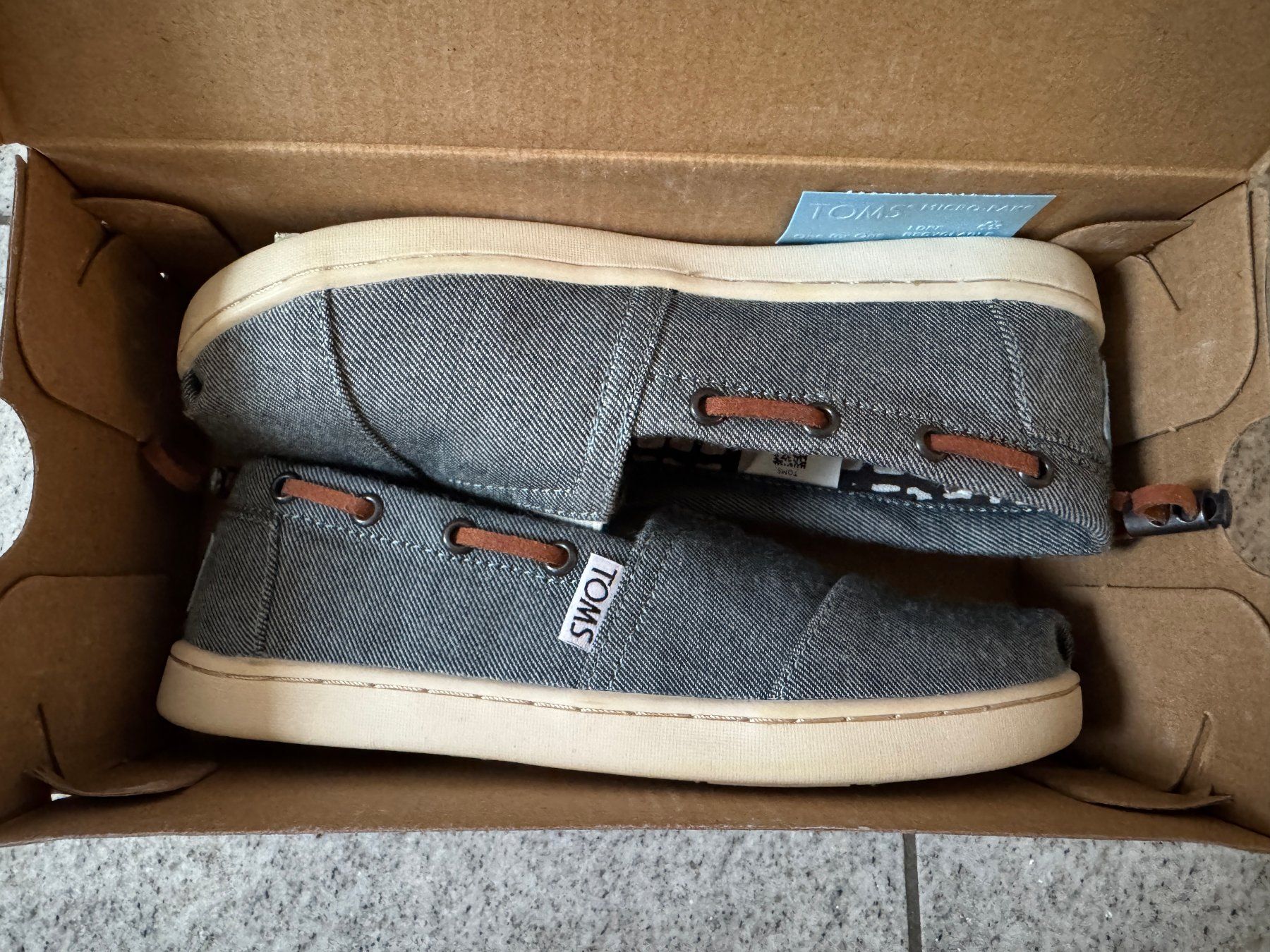Toms Scarpe per ragazzi: Neu** TOMS Junge Espadrilles Bimini Gr. 31.5 – Nuovo e nell'imballaggio originale da Zollikon venduto da Krenapf 3