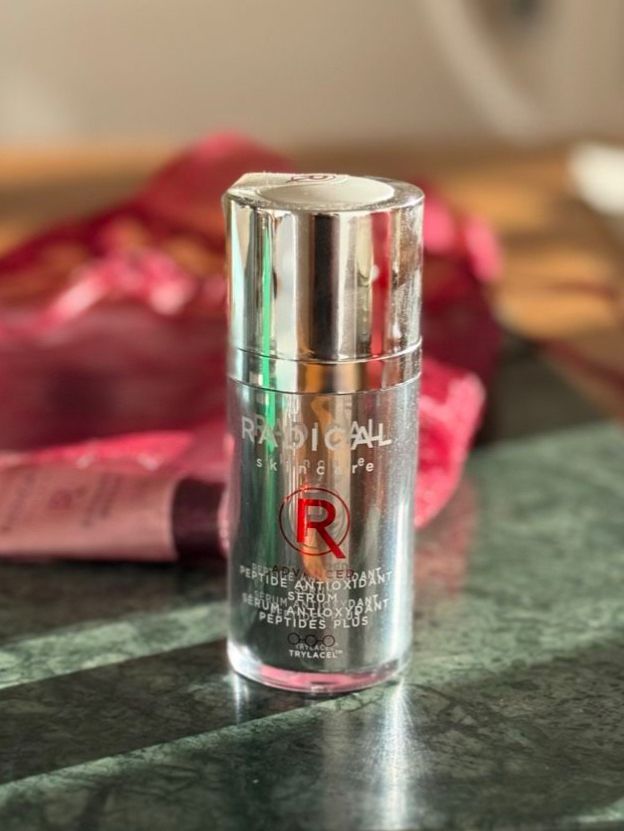 Radical Gesichtspflege: Luxury: Radical Peptide Antioxidant Serum+Extras – Neu (gemäss Beschreibung) aus Kilchberg ZH von LittleMissSunshine 1