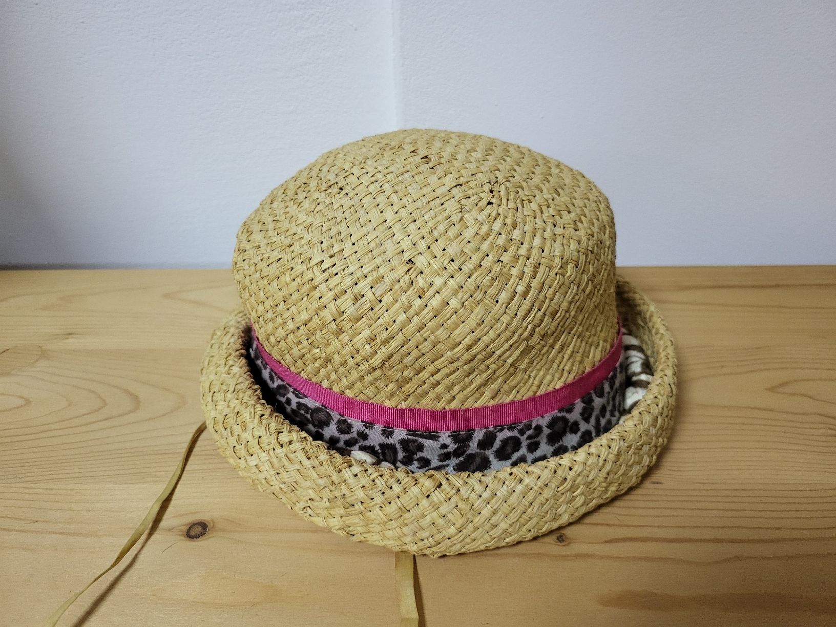Hüte, Mützen & Caps: Strohhut Damen – Gebraucht aus Horgen von 2CH70