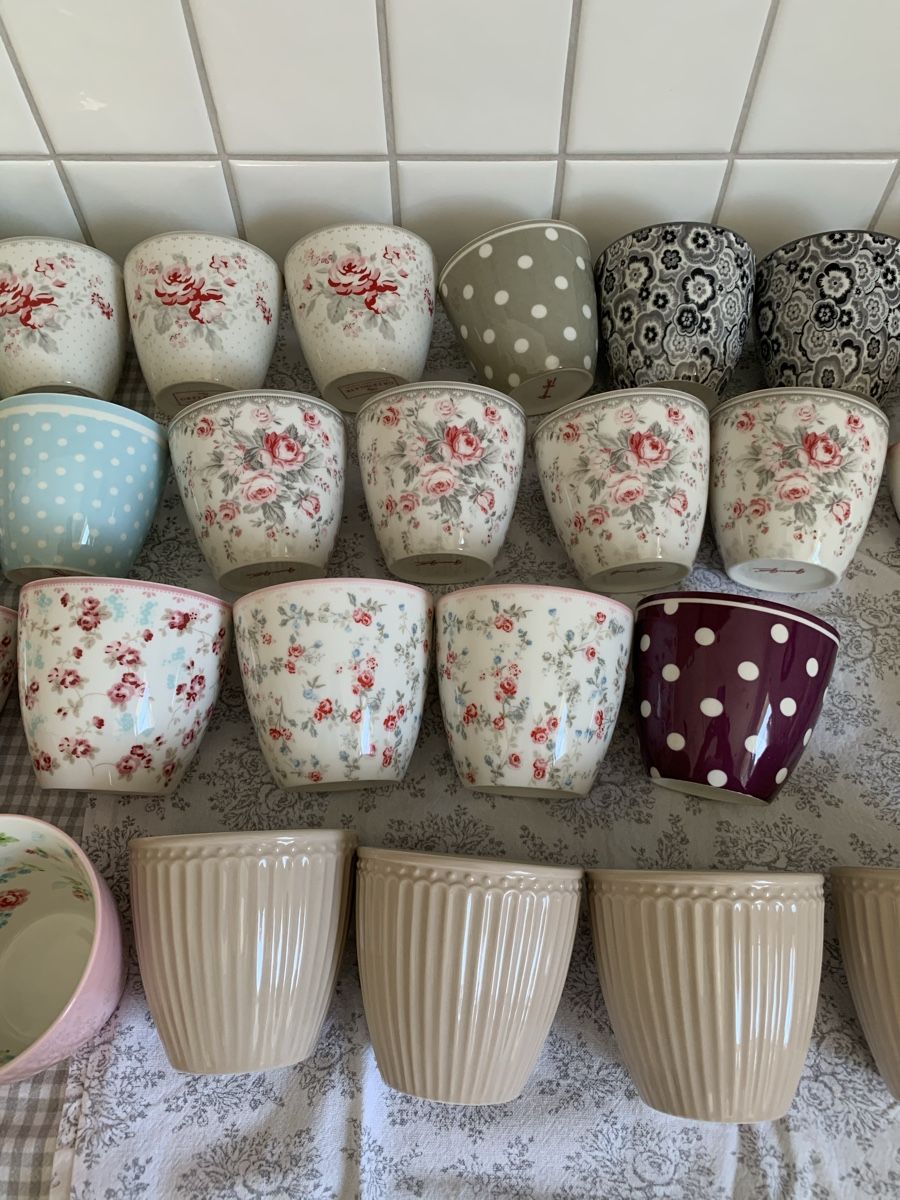 Greengate Set di piatti: Grosse Greengate Sammlung Tassen, Cups Schalen usw. – Usato da Ellikon an der Thur venduto da Bali1999 3