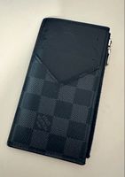 LOUIS VUITTON COIN KARTENETUI