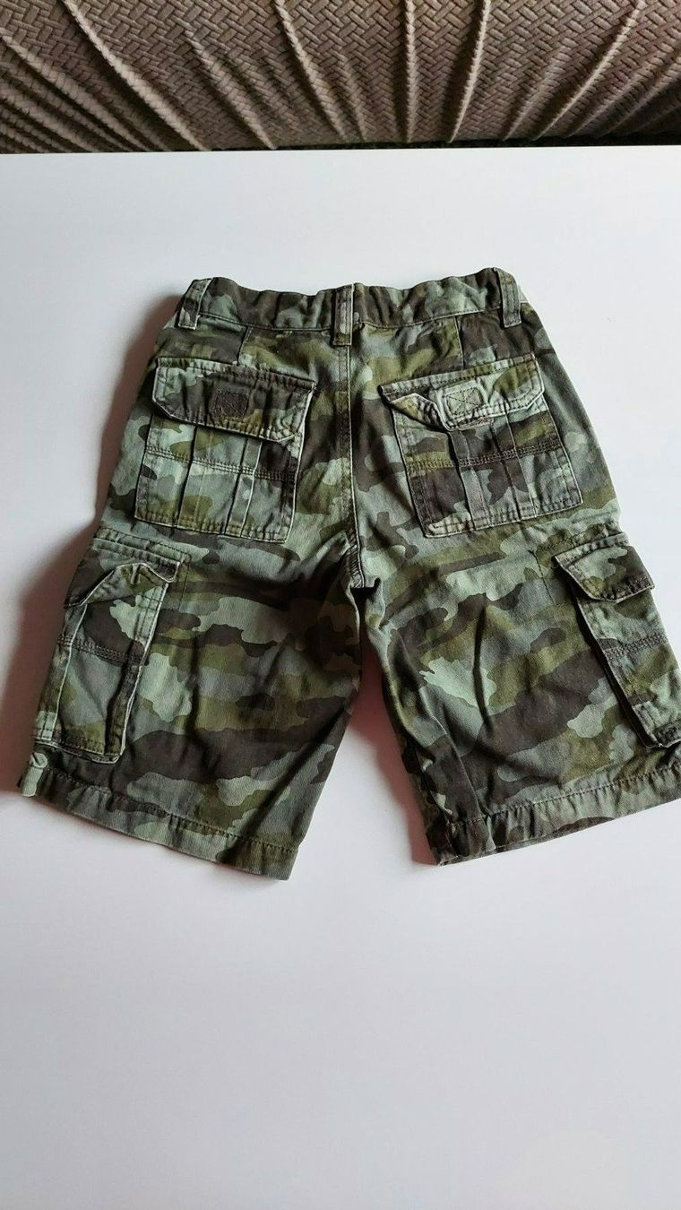 Hosen: Shorts mit Muster – Gebraucht aus Lohn SH von Zwierbel 1