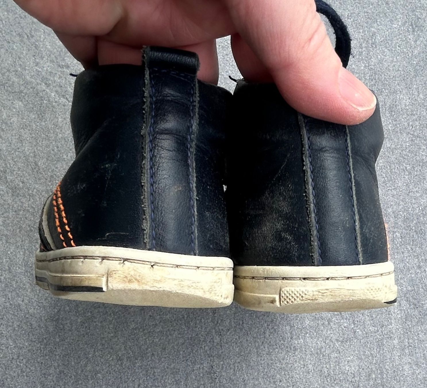 Schuhe für Jungen: Halbschuh Develab, Grösse 26 – Gebraucht aus Riedholz von Abendsonne 4