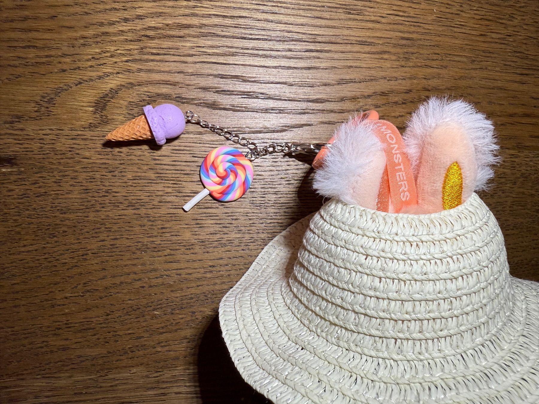 Portachiavi: Authentic custom Labubu Happiness – Nuovo (secondo la descrizione) da Airolo venduto da MomTheBraggerStudio 5