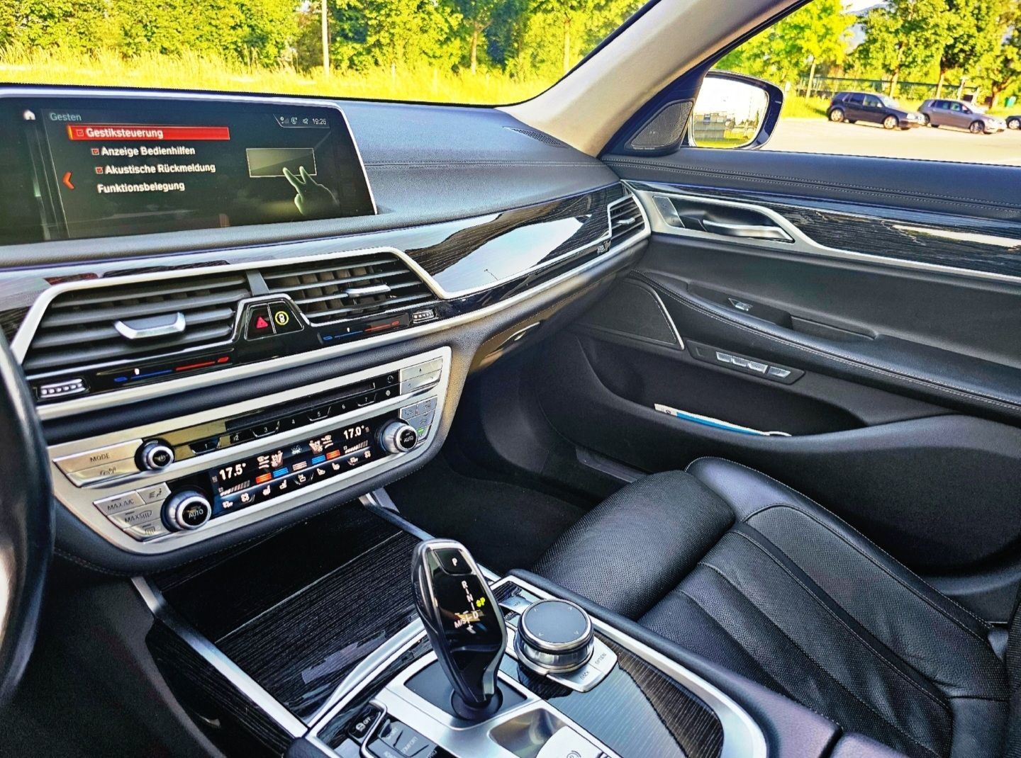 BMW Autos: BMW 750li g12 – Neu (gemäss Beschreibung) aus Wetzikon ZH von sel_tdz8 3