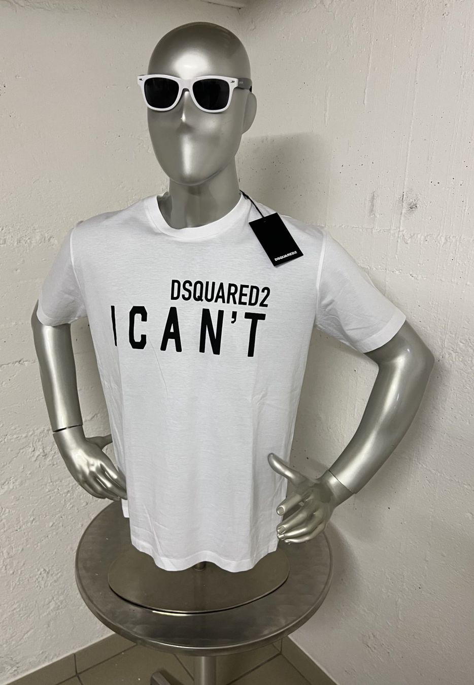 Dsquared2 T-Shirts: DSQUARED2 T-Shirt - Weiß, Grösse XL ... – Neu und originalverpackt aus Klosters von ClodiKL 7