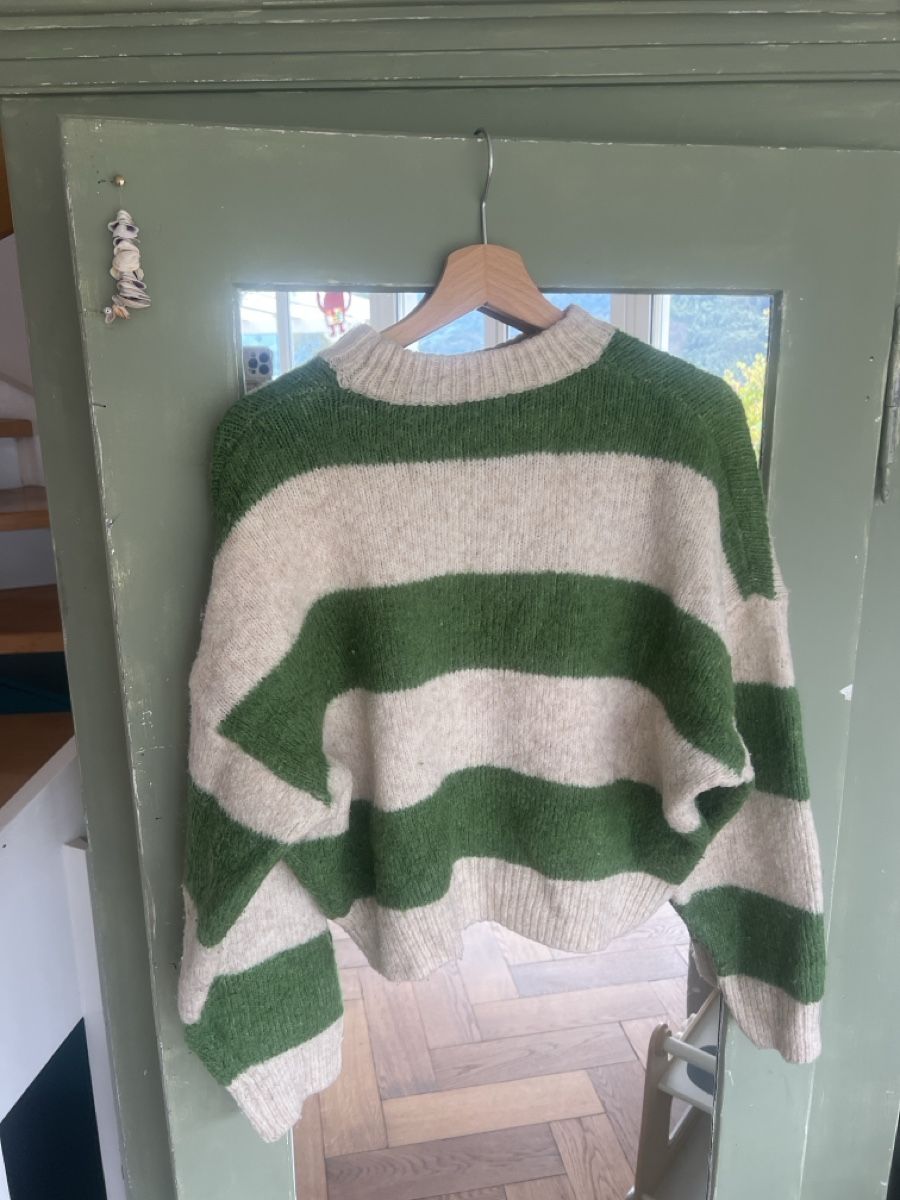 Pull&Bear Maglioni & Felpe: Pull&Bear Pull rayé vert et beige, taille S – Usato da Walenstadt venduto da Unianrig 1