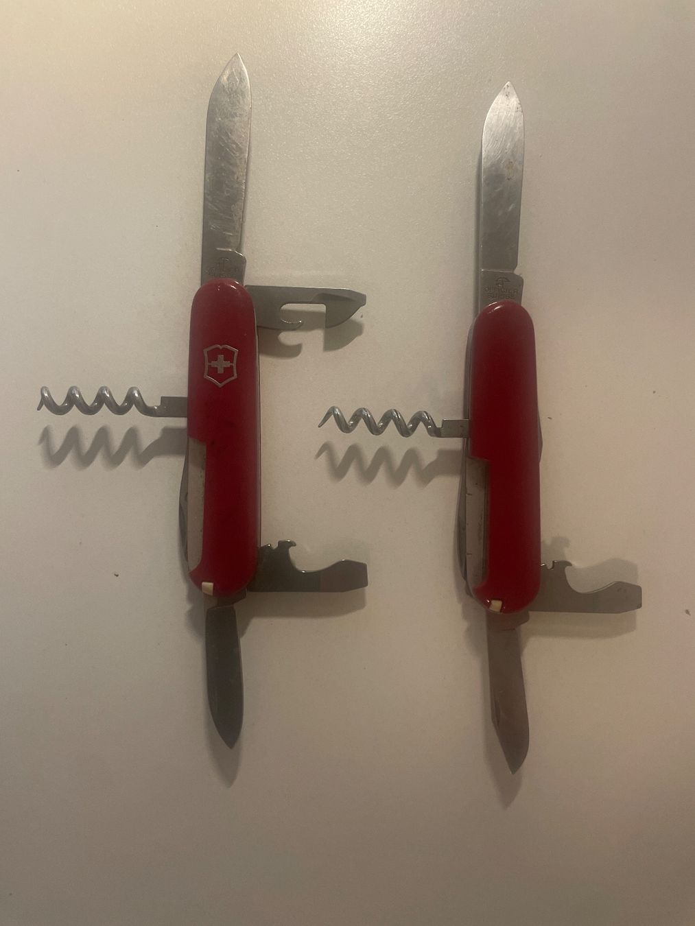Victorinox Coltelli tascabile: VICTORINOX (2x) – Usato da Wettingen venduto da Sloettler 1