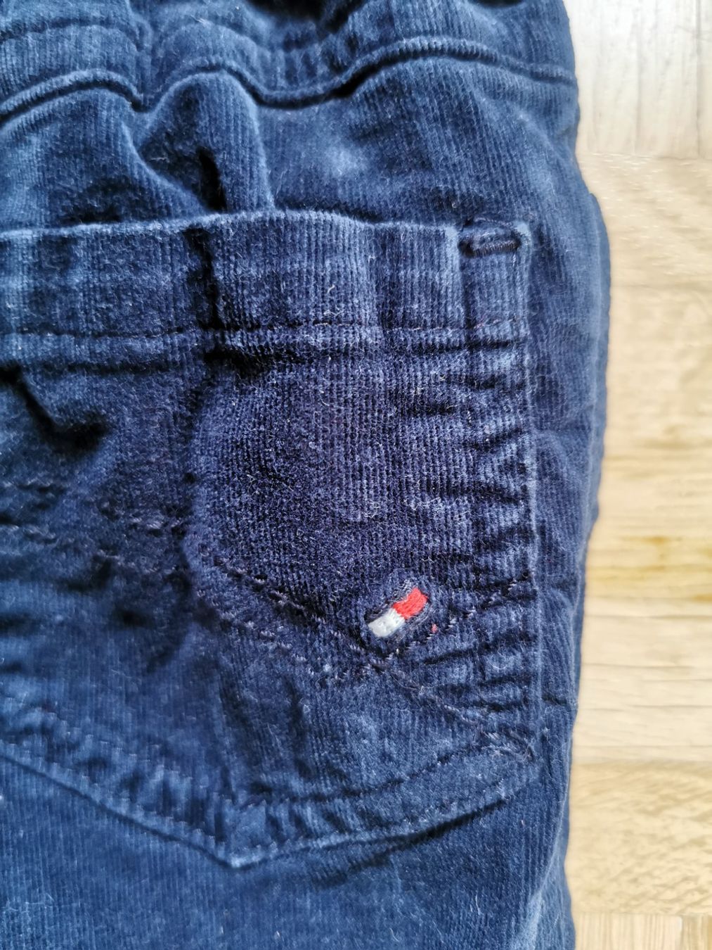 Tommy Hilfiger Hosen: Manchester Hose Tommy Hilfiger Gr. 80 – Gebraucht aus Stäfa von flamingo_17 5