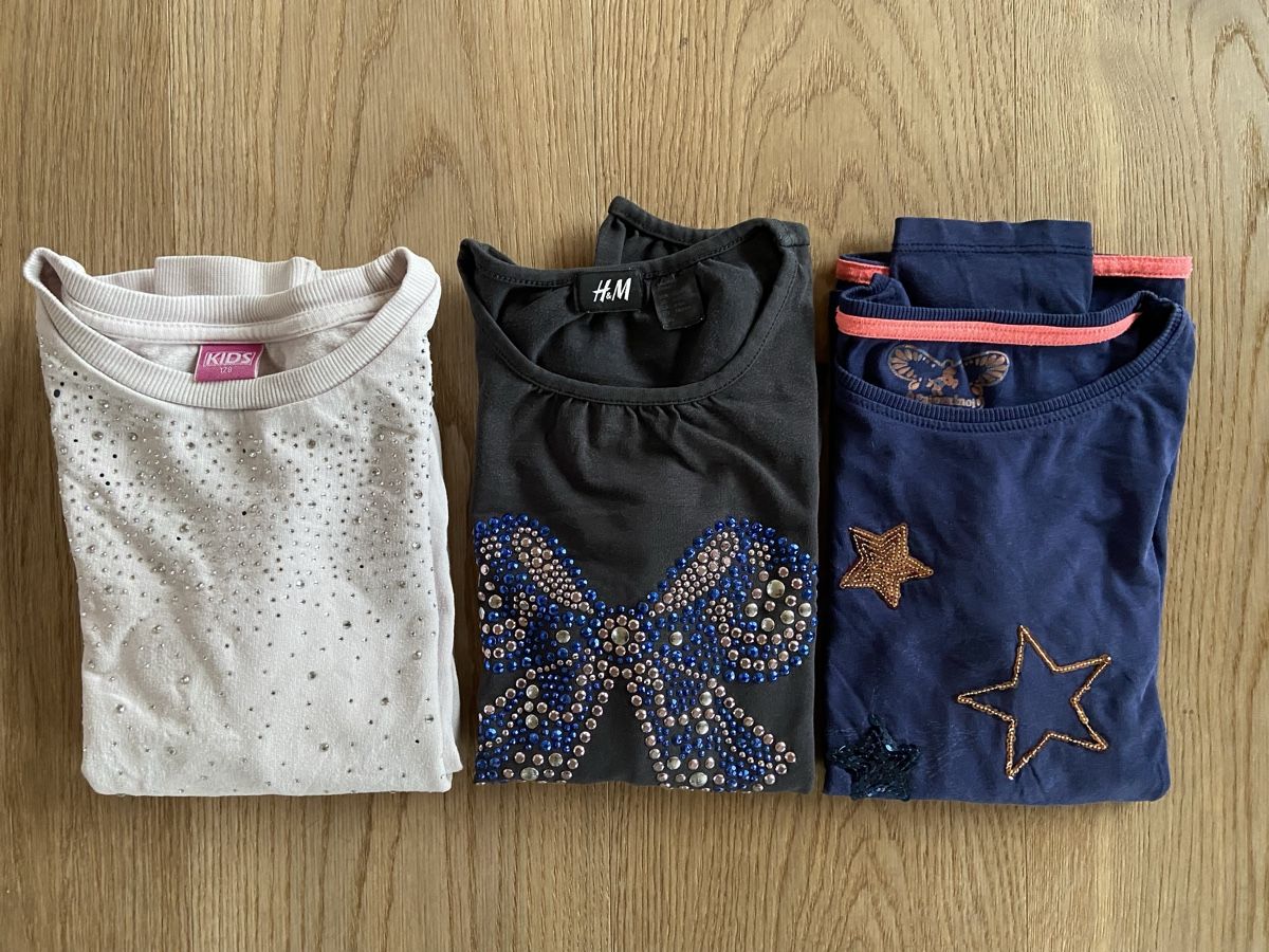 Pullover & Sweatshirts: Pullover 122/128 – Gebraucht aus Lützelflüh-Goldb von N.H. 4