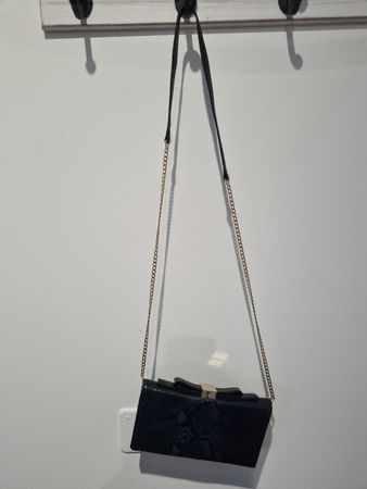 See by Chloé Abentasche schwarz gold Kette Top Zustand!