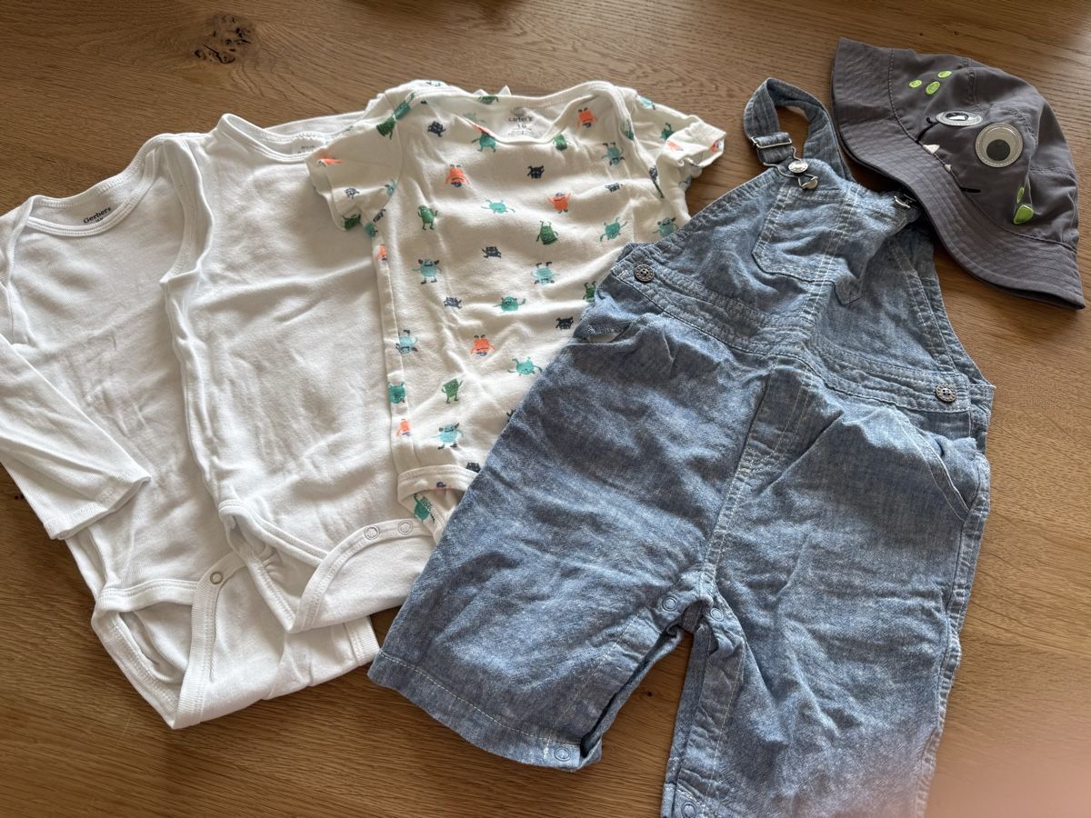 Lotti & Set di vestiti: Kleiderpaket Grösse 86/92 – Usato da Goldswil venduto da Fisel