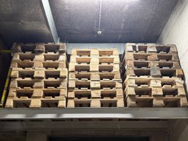 40 Holzpaletten EPAL gebraucht guter Zustand