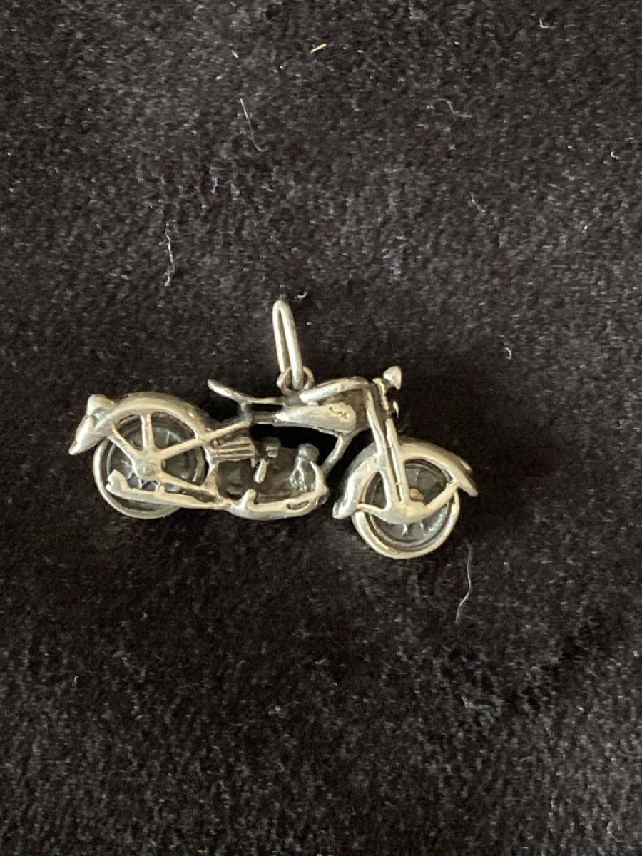 Anhänger: Sterling Silber 925 Anhänger Motorrad – Gebraucht aus Läufelfingen von Alles_Garantie