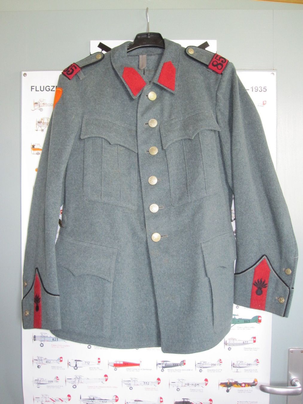 Schweizer Armee Uniformi: Artillerie, Haubitzen Uniform Ord. 40. – Usato da Worb venduto da Santosdumont