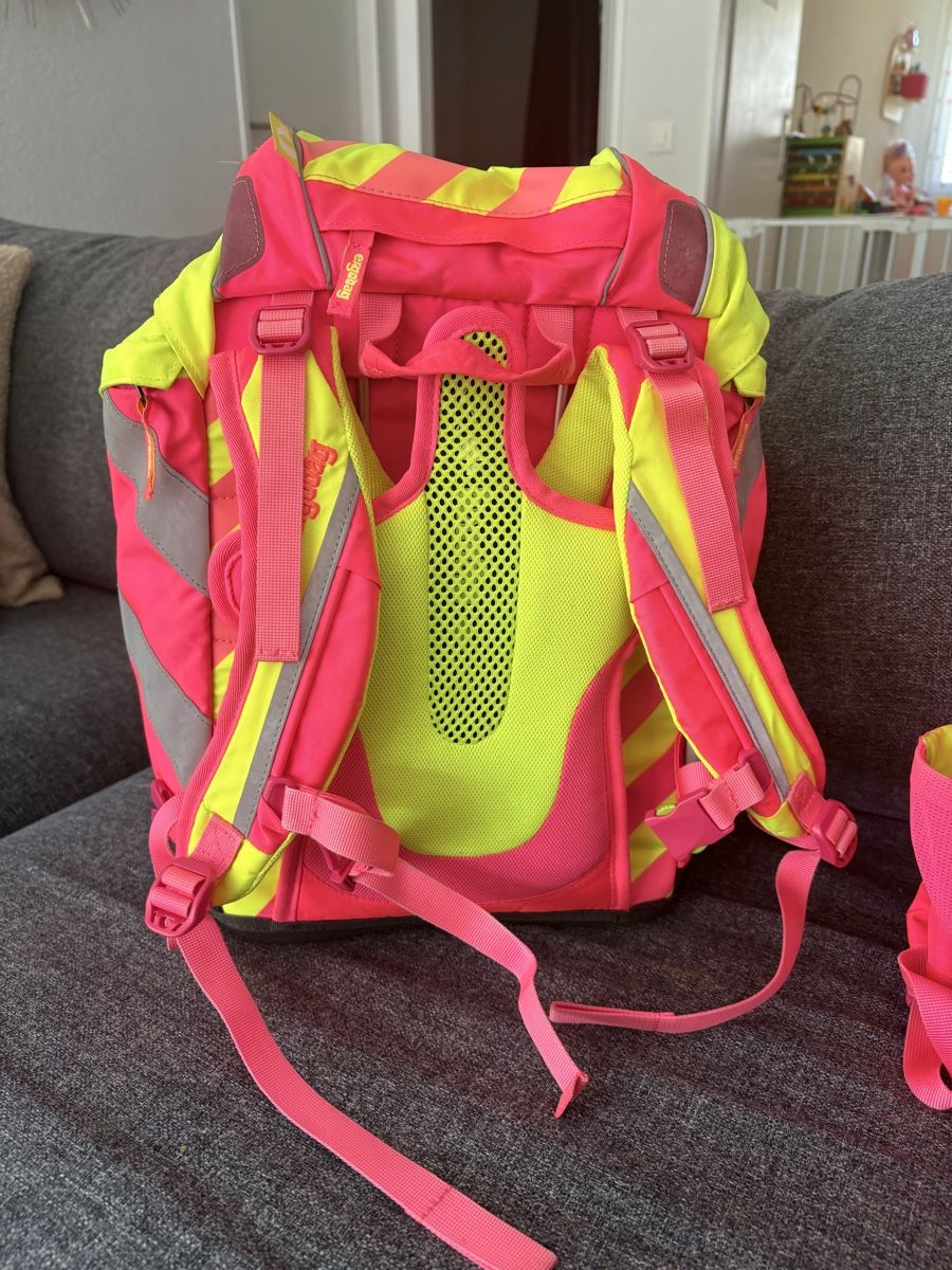 Ergobag Borse & Zaini: Ergobag Schulrucksack Set – Usato da Füllinsdorf venduto da tulpenzauber26 2