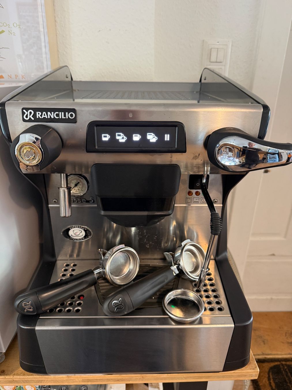 Rancilio Kaffeemaschinen & Espressomaschinen: Rancilio Classe5 1Gr 2Kreiser – Gebraucht aus Bülach von Mahosta