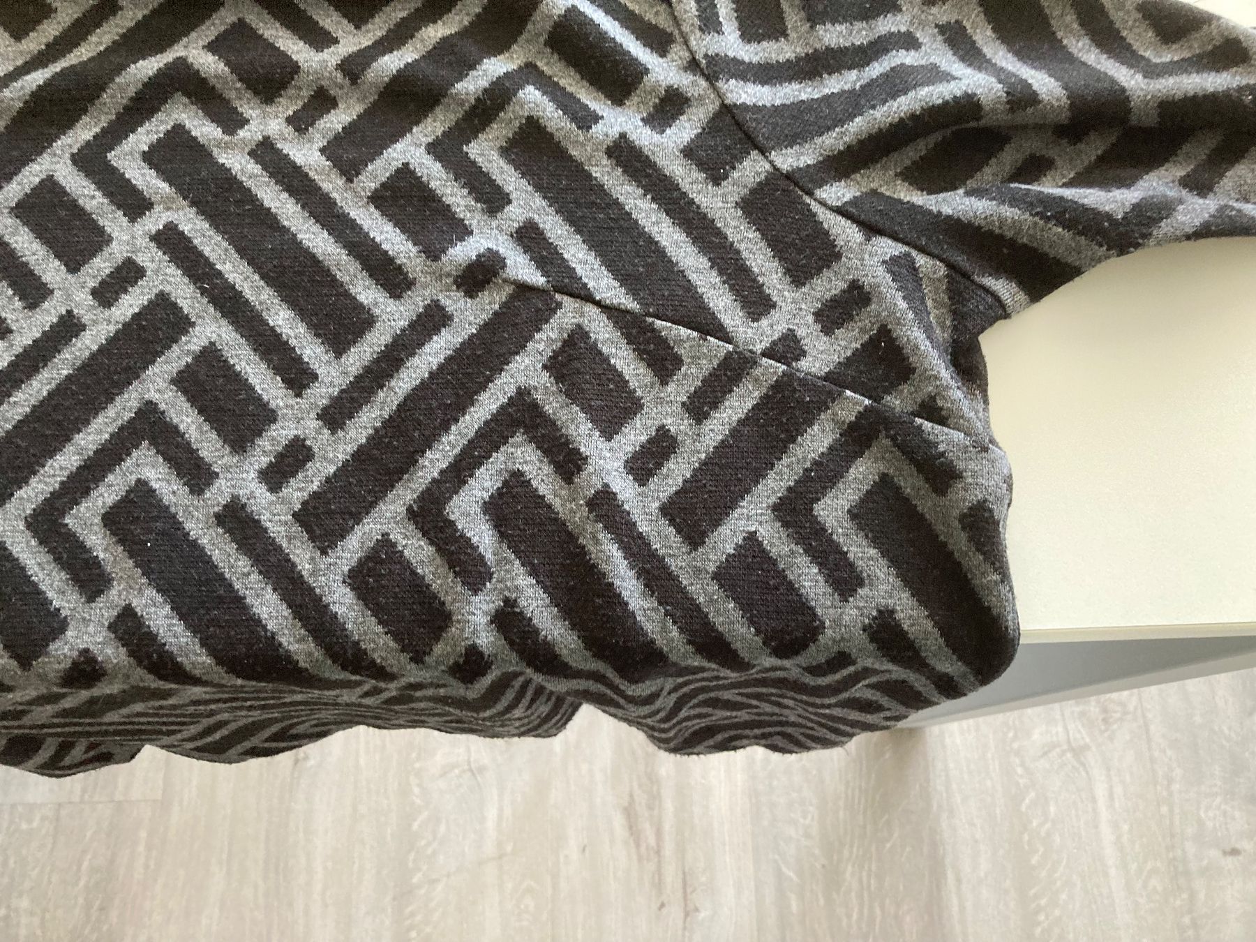 Pullover & Sweatshirts: Pullover Zaida 44/46 – Gebraucht aus Fehraltorf von mayalotto 3